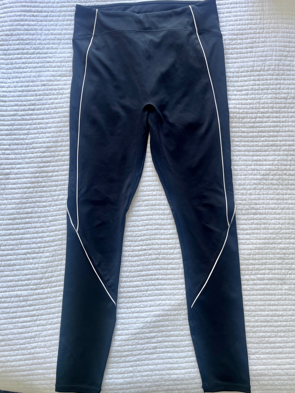 Fabletics Motion365+ High-Waisted Piped Legging